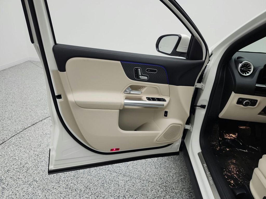 صورة مصغرة 15 لـ 2026 Mercedes-BENZ GLA