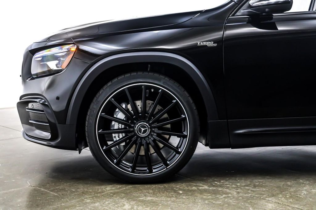 MERCEDES-BENZ GLB-CLASS AMG - 10