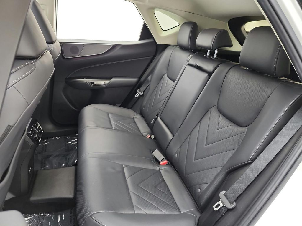 2024 Lexus NX 450H+ LUXURY — миниатюра 16