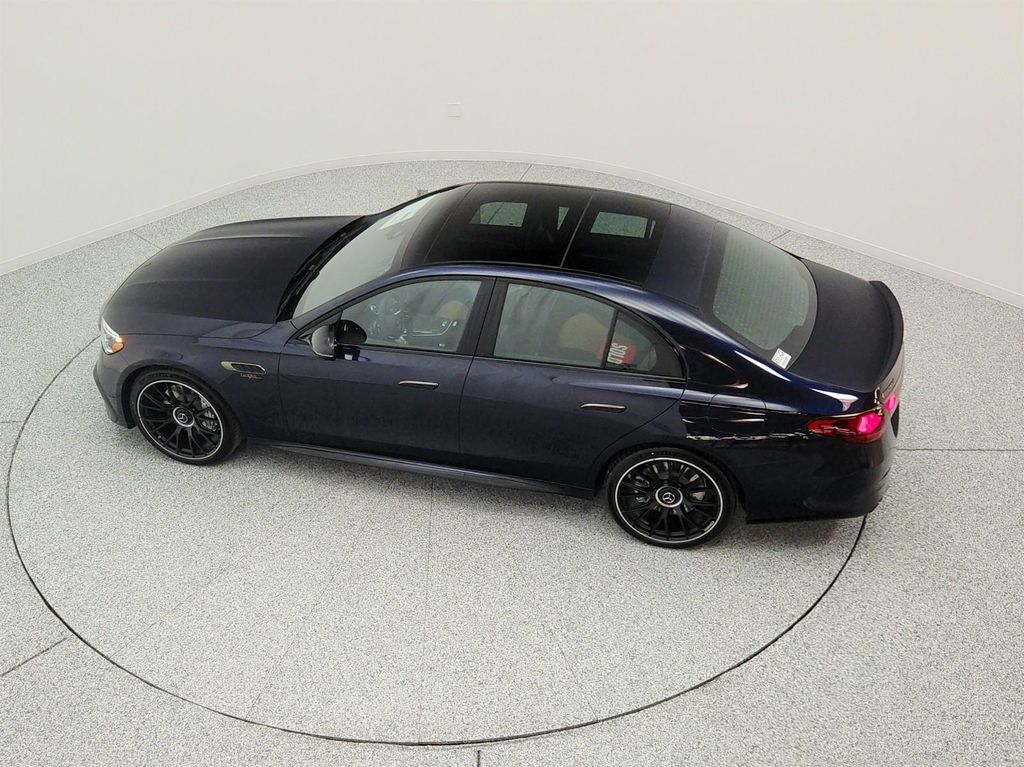2026 Mercedes-BENZ AMG E 53 E 4MATIC+ — миниатюра 23