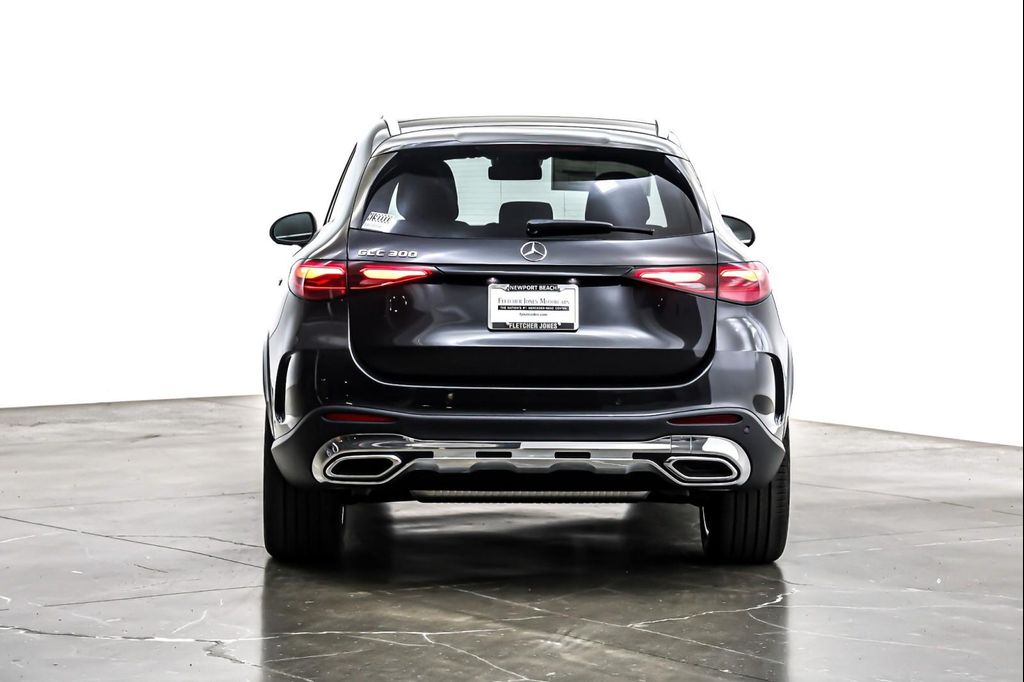 MERCEDES-BENZ GLC - 3