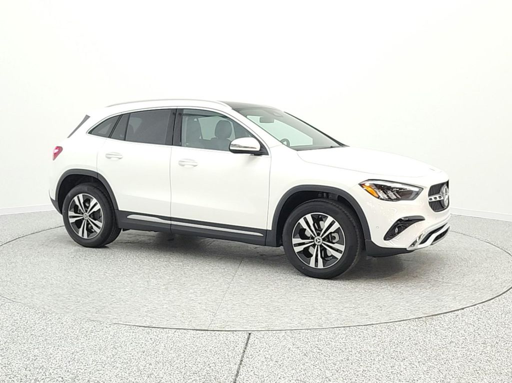 MERCEDES-BENZ GLA-CLASS - 3