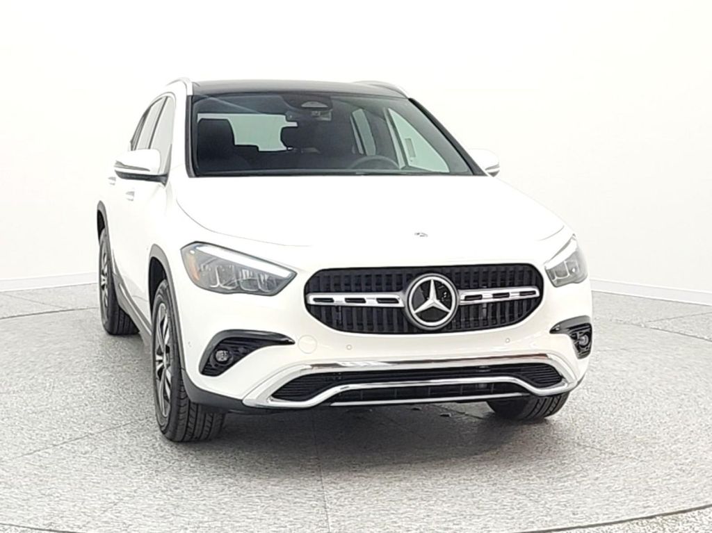 MERCEDES-BENZ GLA-CLASS - 2