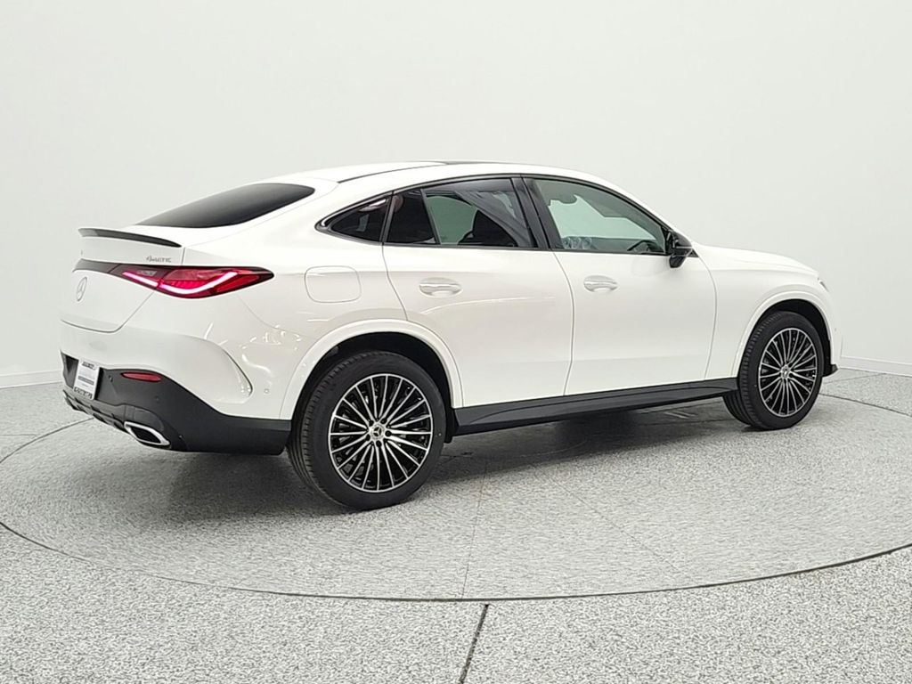 MERCEDES-BENZ GLC - 5