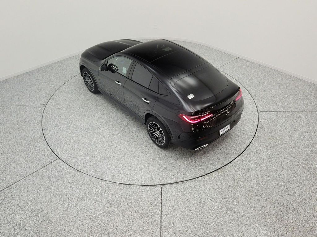 صورة مصغرة 15 لـ 2026 Mercedes-BENZ GLC