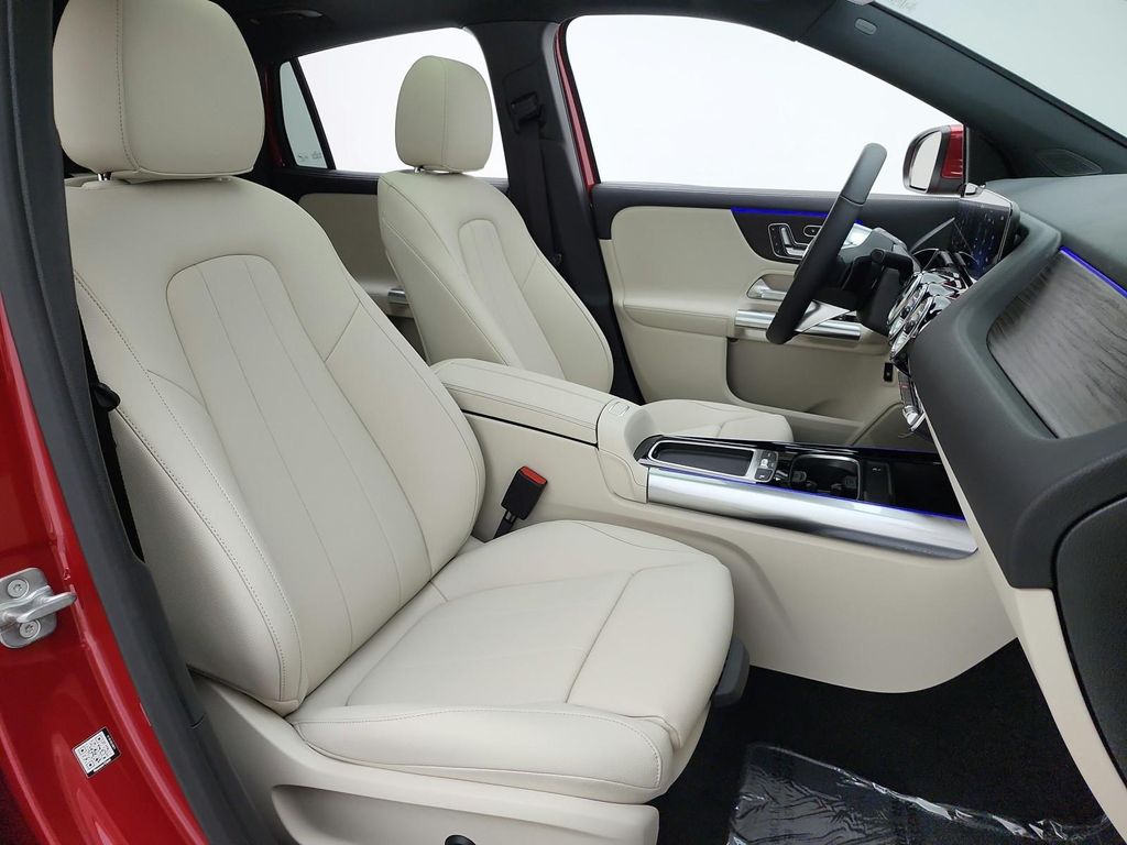 2026 Mercedes-BENZ GLA 缩略图 14
