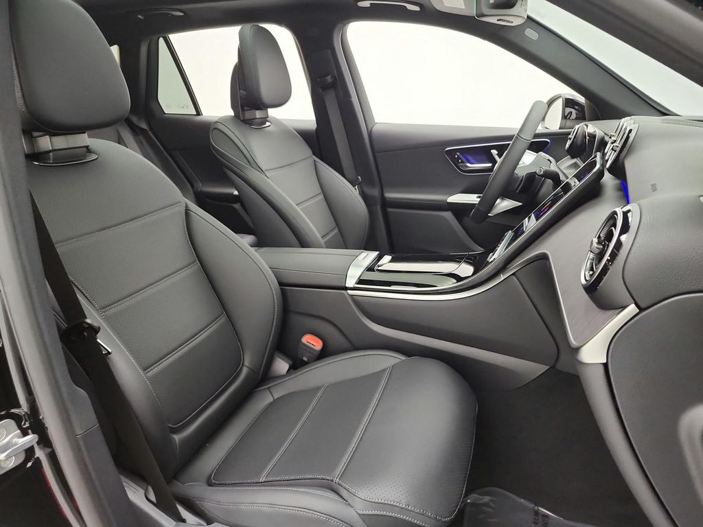 2026 Mercedes-BENZ GLC 缩略图 14