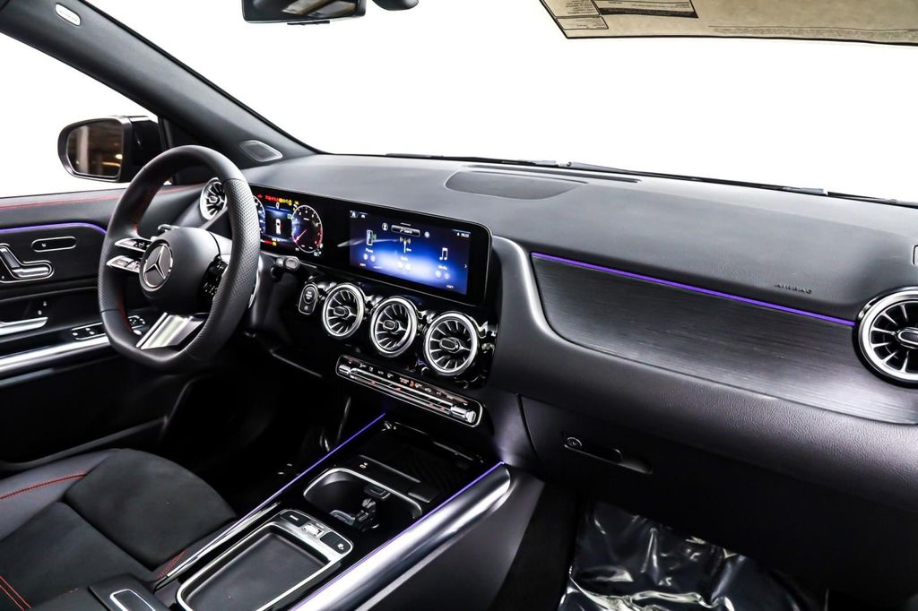 MERCEDES-BENZ GLA-CLASS - 5