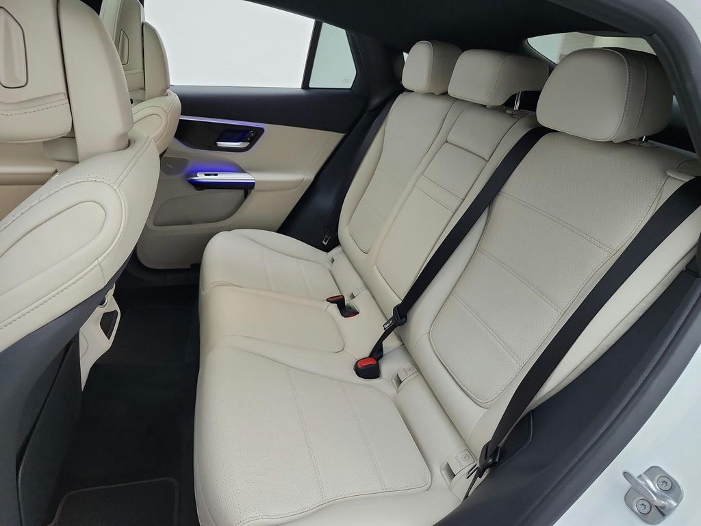 2026 Mercedes-BENZ GLC 缩略图 11