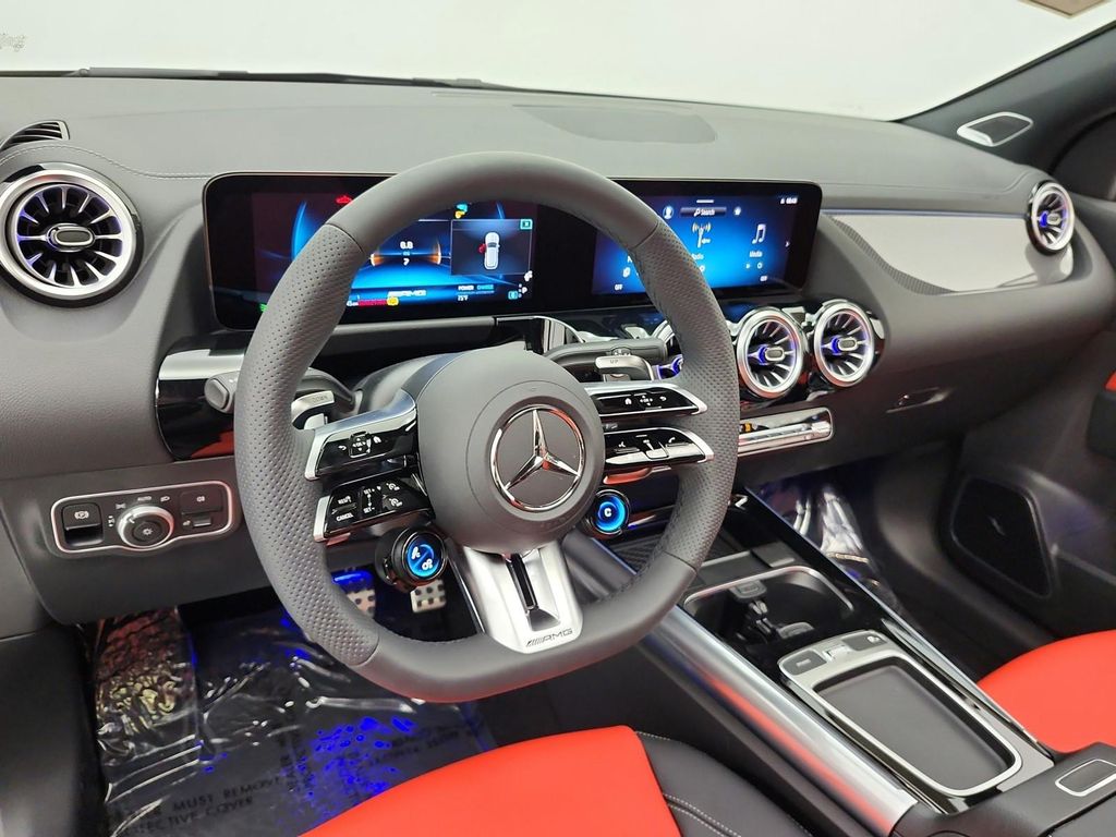 MERCEDES-BENZ GLA-CLASS AMG - 9