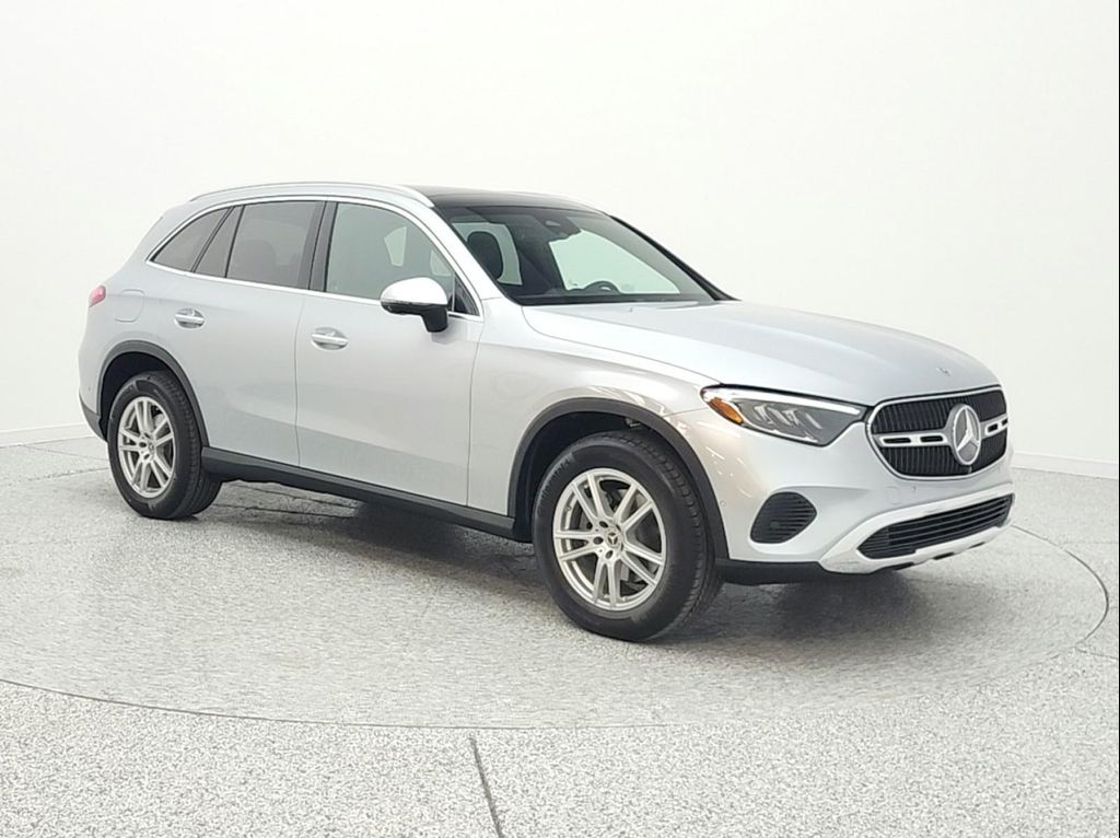 MERCEDES-BENZ GLC - 3