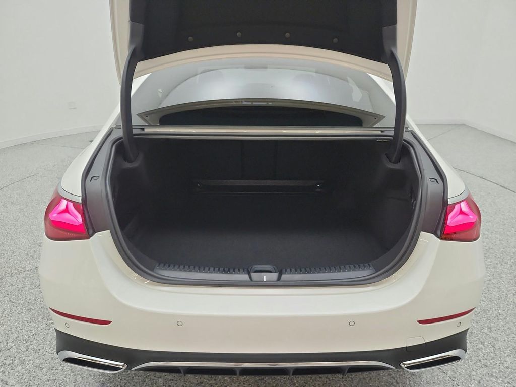 صورة مصغرة 18 لـ 2026 Mercedes-BENZ E-CLASS