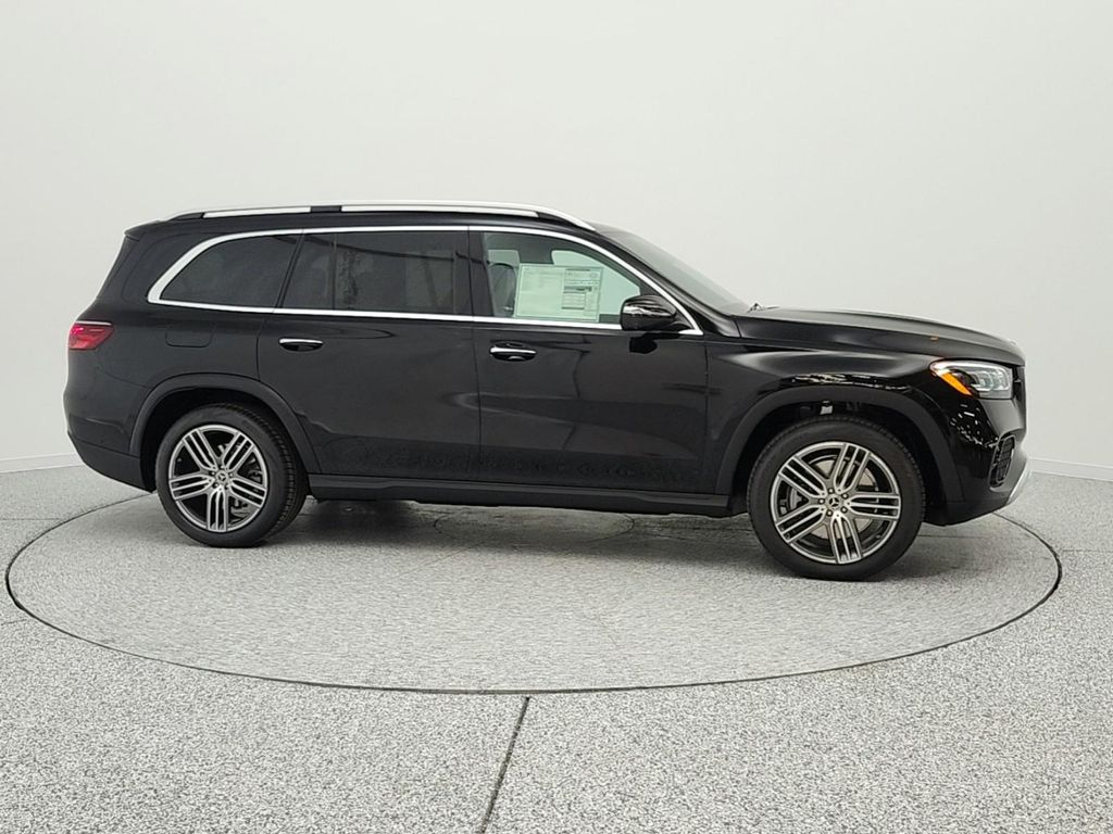 MERCEDES-BENZ GLS - 4