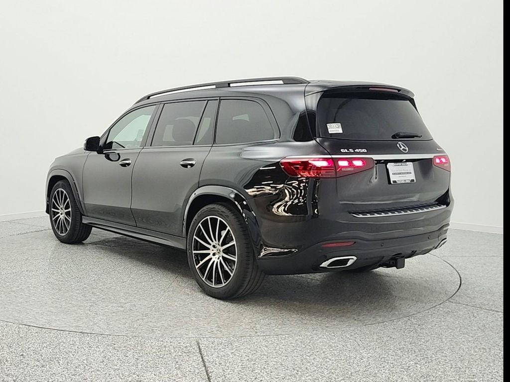 صورة 7 لـ 2026 Mercedes-BENZ GLS