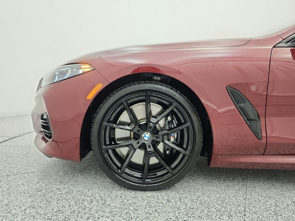 صورة مصغرة 17 لـ 2026 BMW M850 XDRIVE