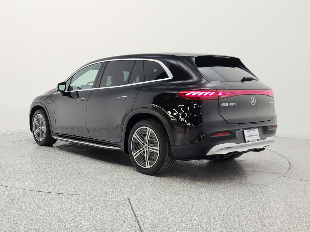 صورة 7 لـ 2023 Mercedes-BENZ EQS