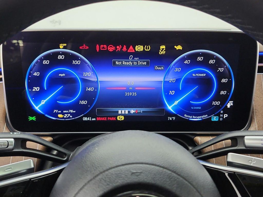 صورة 9 لـ 2023 Mercedes-BENZ EQS