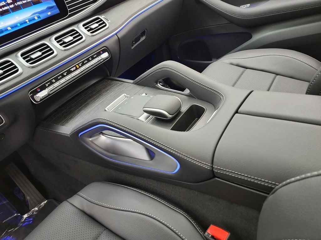 MERCEDES-BENZ GLE - 10