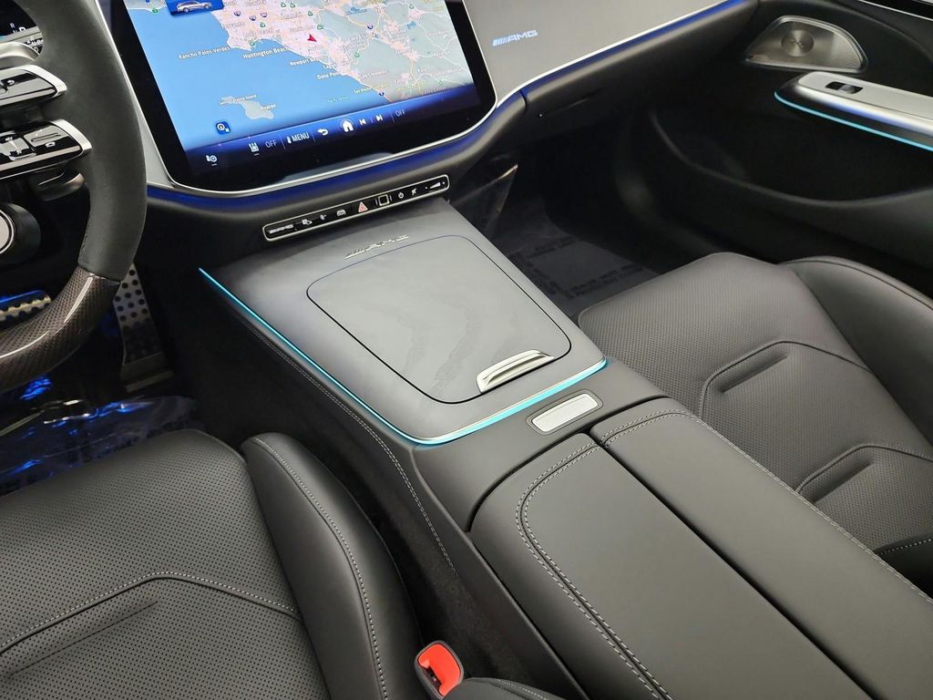 MERCEDES-BENZ E-CLASS - 10