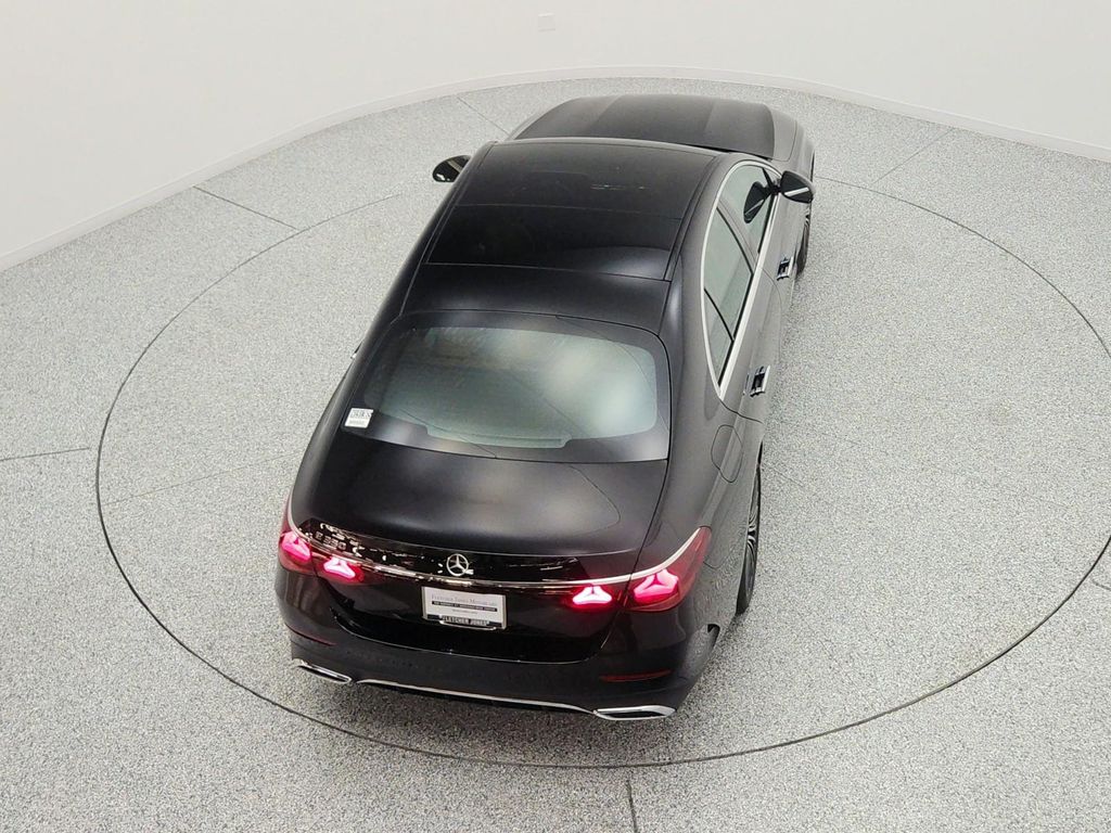 2026 Mercedes-BENZ E-CLASS 缩略图 21
