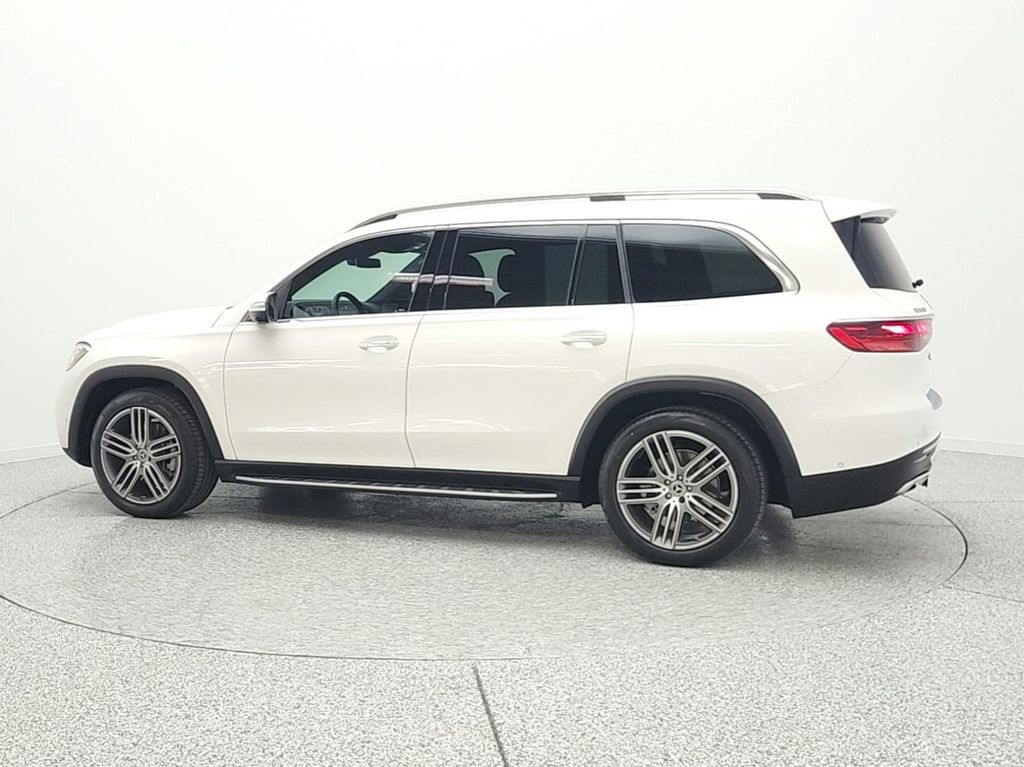 MERCEDES-BENZ GLS - 8