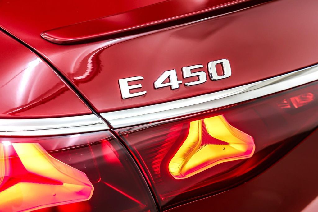 MERCEDES-BENZ E-CLASS - 9