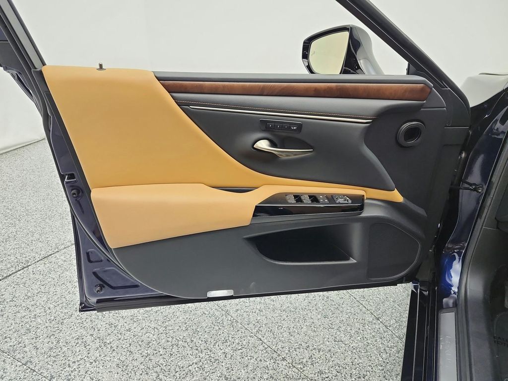2023 Lexus ES 350 BASE — миниатюра 12