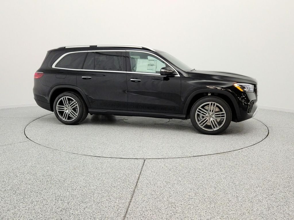 MERCEDES-BENZ GLS - 4