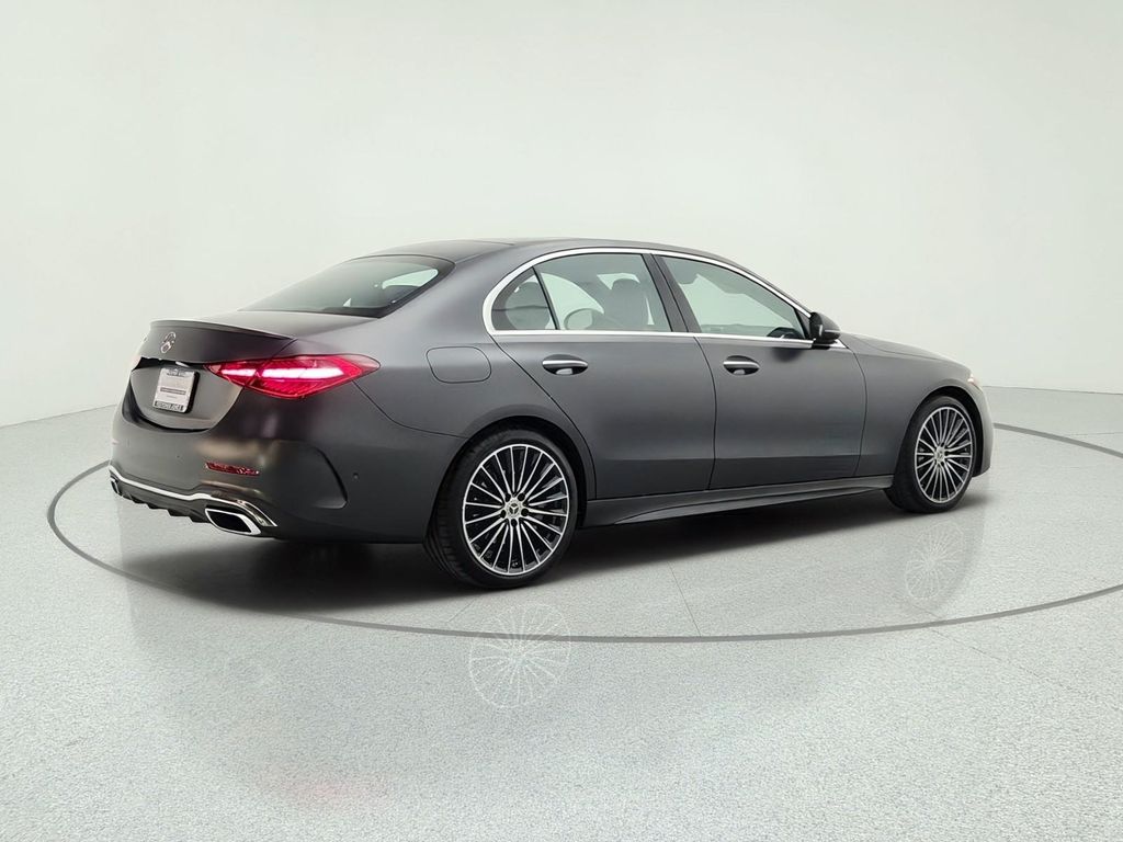 2026 Mercedes-BENZ C-CLASS photo 5