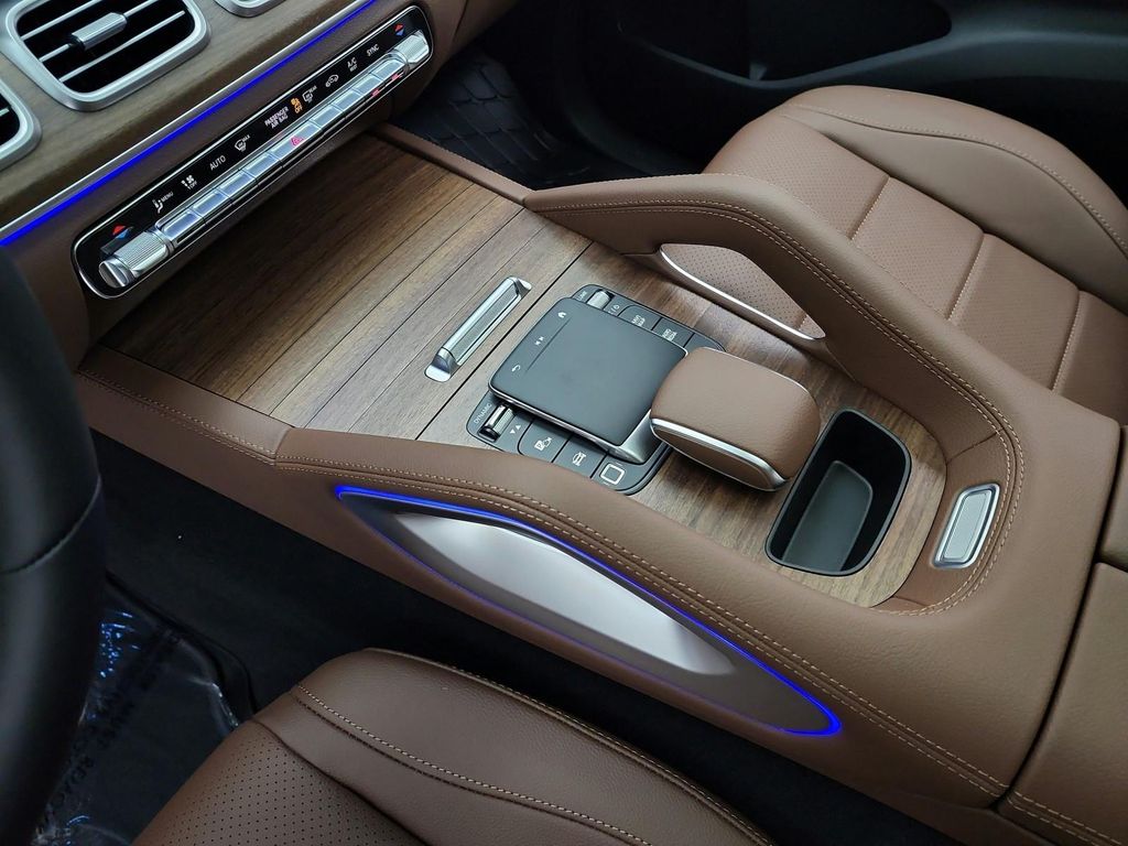 MERCEDES-BENZ GLE - 9