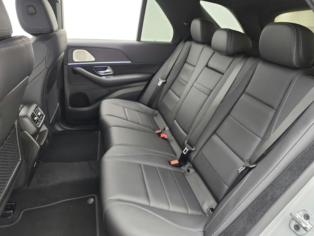 صورة مصغرة 11 لـ 2026 Mercedes-BENZ GLE