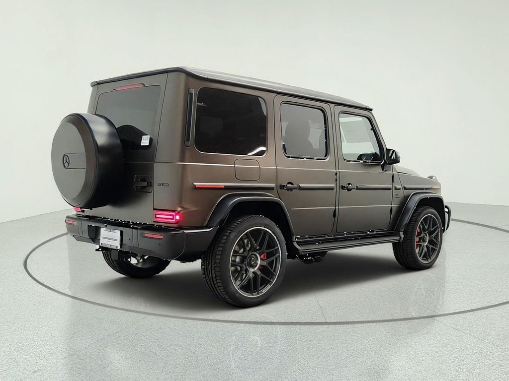 صورة 5 لـ 2027 Mercedes-BENZ AMG G 63 BASE