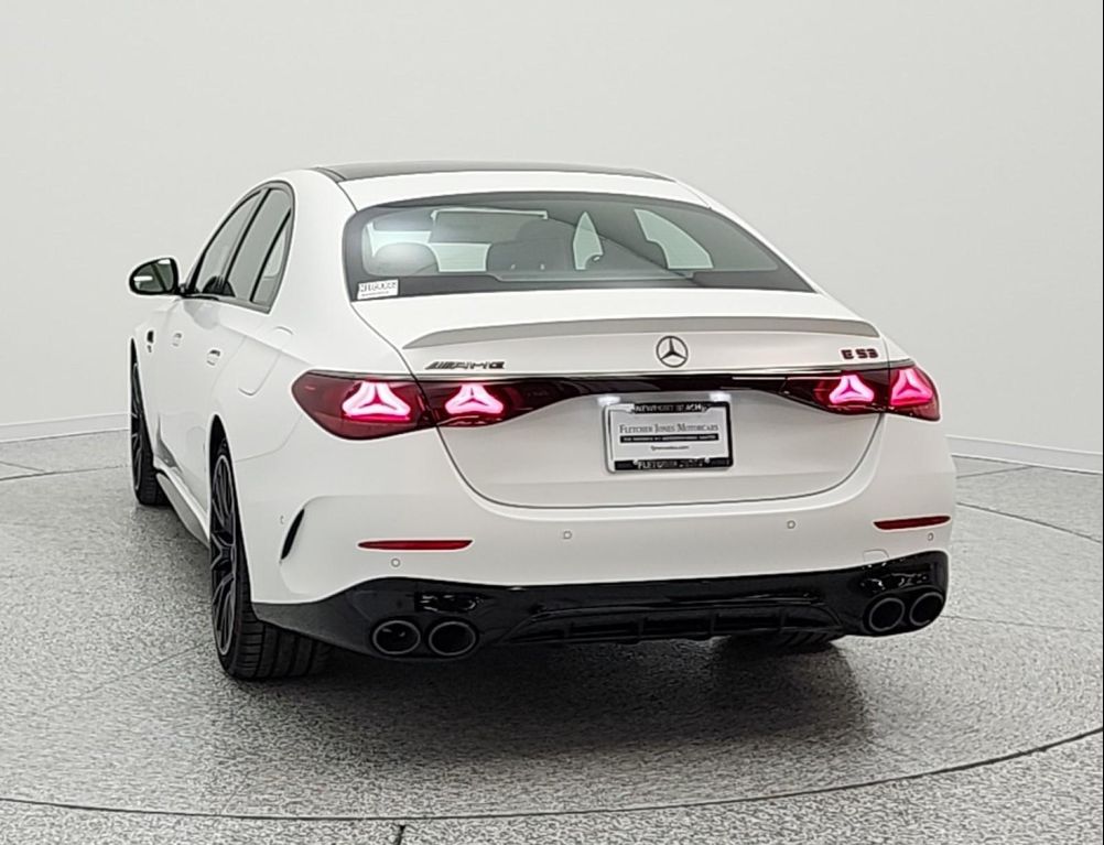 MERCEDES-BENZ E-CLASS - 6