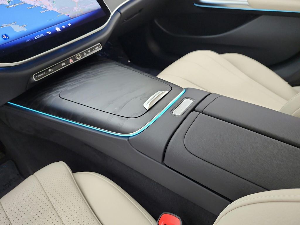 MERCEDES-BENZ E-CLASS - 10