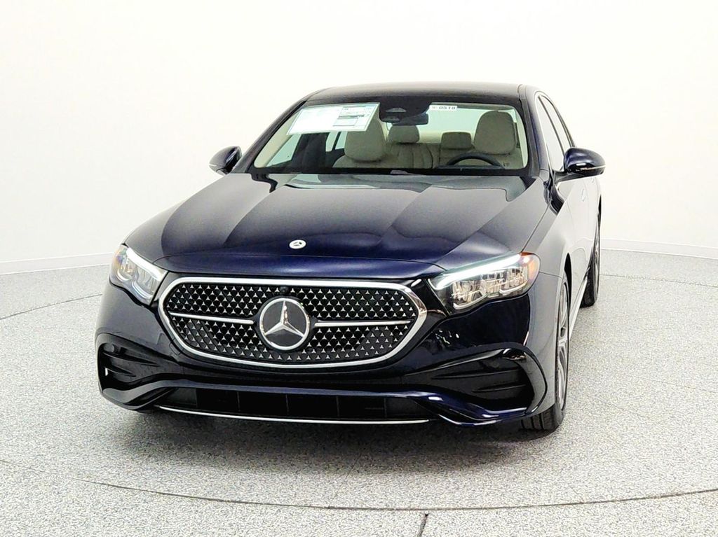 MERCEDES-BENZ E-CLASS - 2