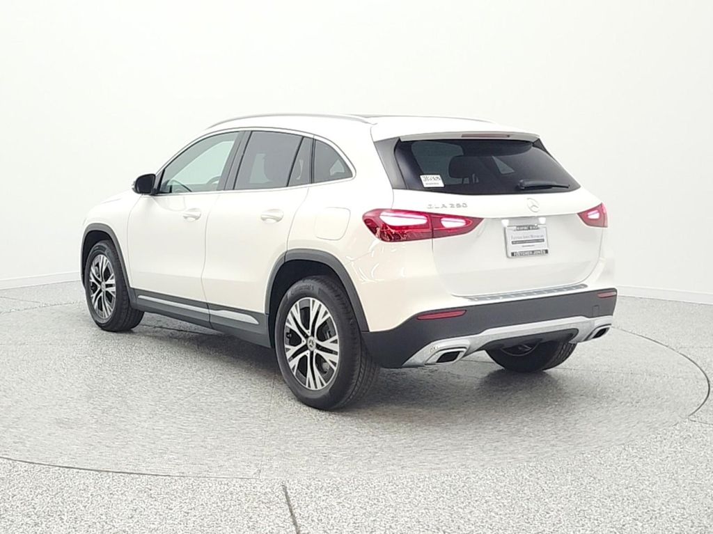 MERCEDES-BENZ GLA-CLASS - 7