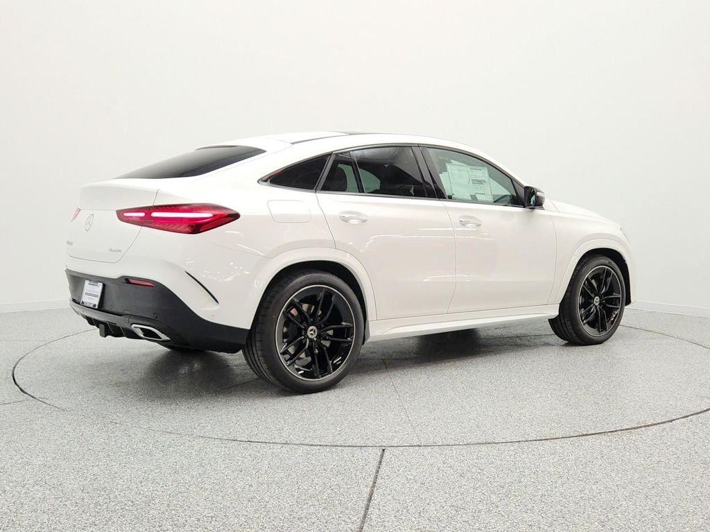 2026 Mercedes-BENZ GLE — миниатюра 5