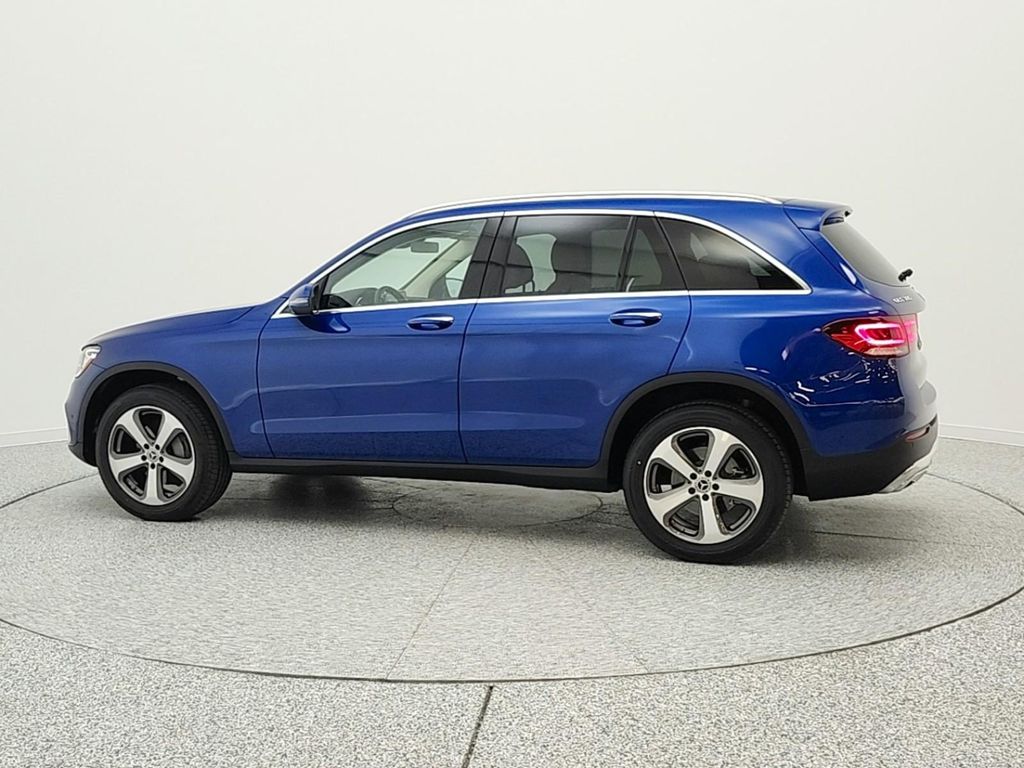 MERCEDES-BENZ GLC - 8