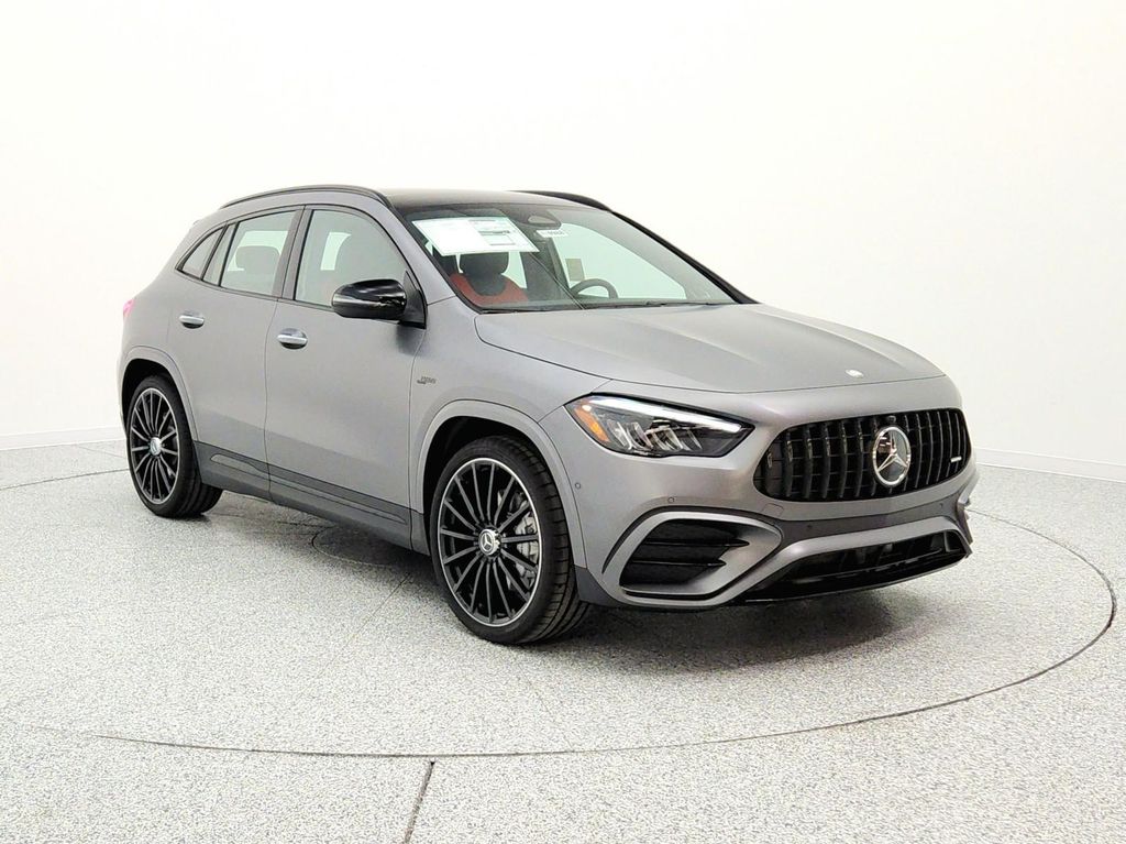MERCEDES-BENZ GLA-CLASS AMG - 3