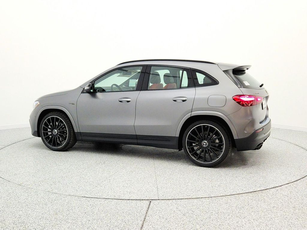 MERCEDES-BENZ GLA-CLASS AMG - 8