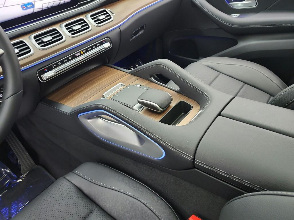 MERCEDES-BENZ GLE - 10