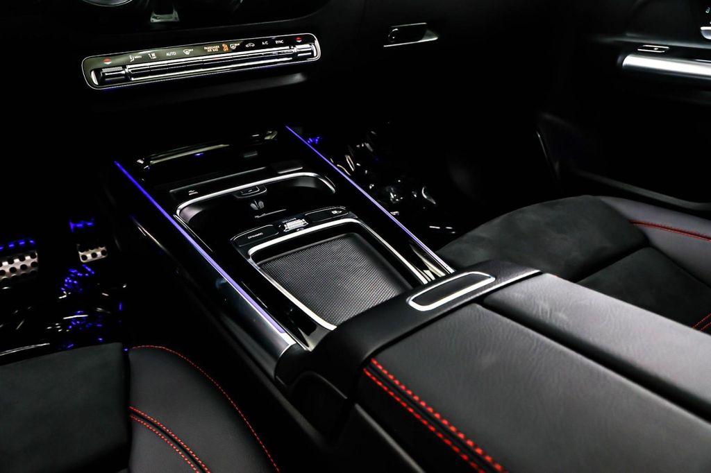 MERCEDES-BENZ GLA-CLASS AMG - 6