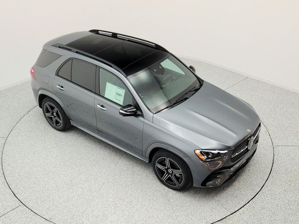 2026 Mercedes-BENZ GLE — миниатюра 18