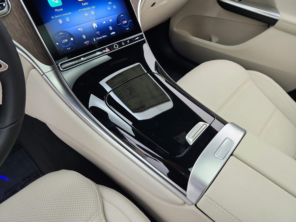 MERCEDES-BENZ GLC - 9