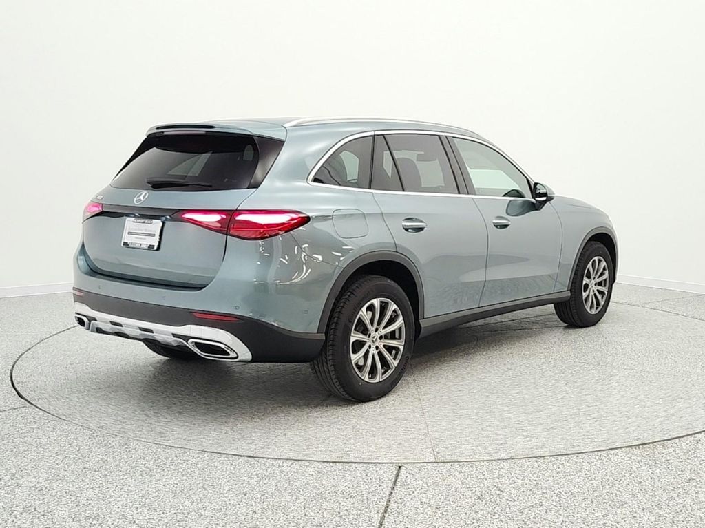 MERCEDES-BENZ GLC - 5