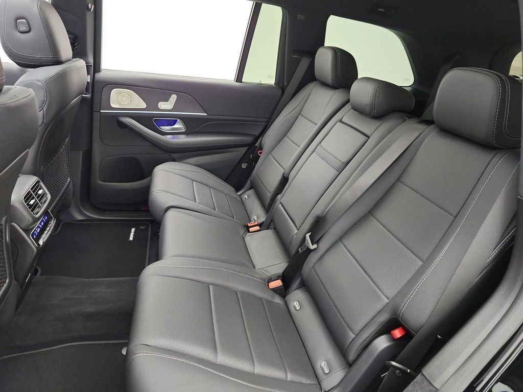 صورة مصغرة 11 لـ 2026 Mercedes-BENZ GLS