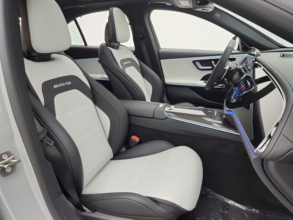 2027 Mercedes-BENZ AMG E 53 4MATIC — миниатюра 14