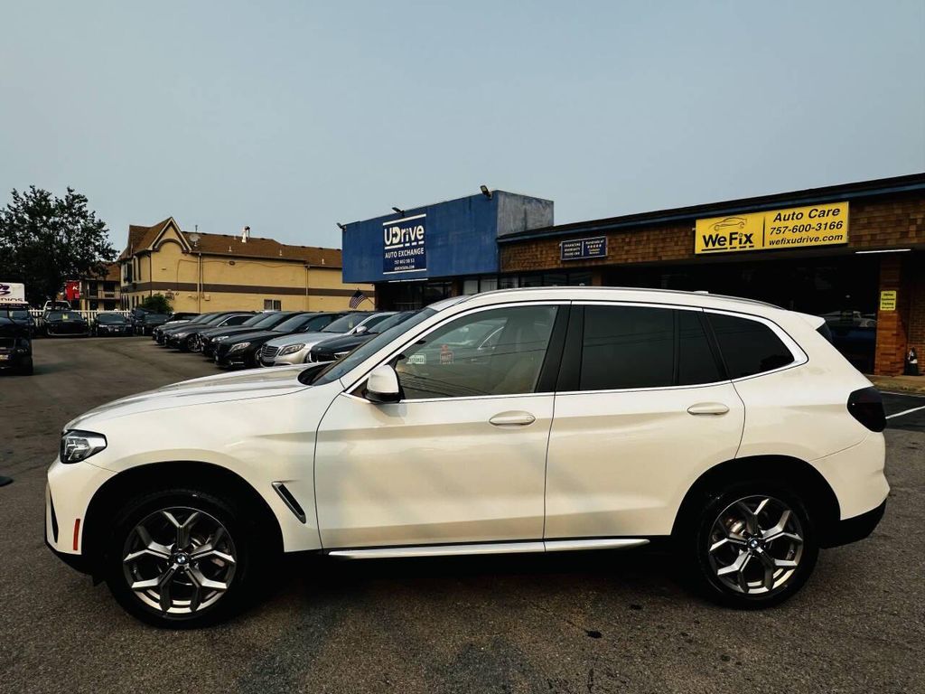 صورة 4 لـ 2022 BMW X3 XDRIVE30I