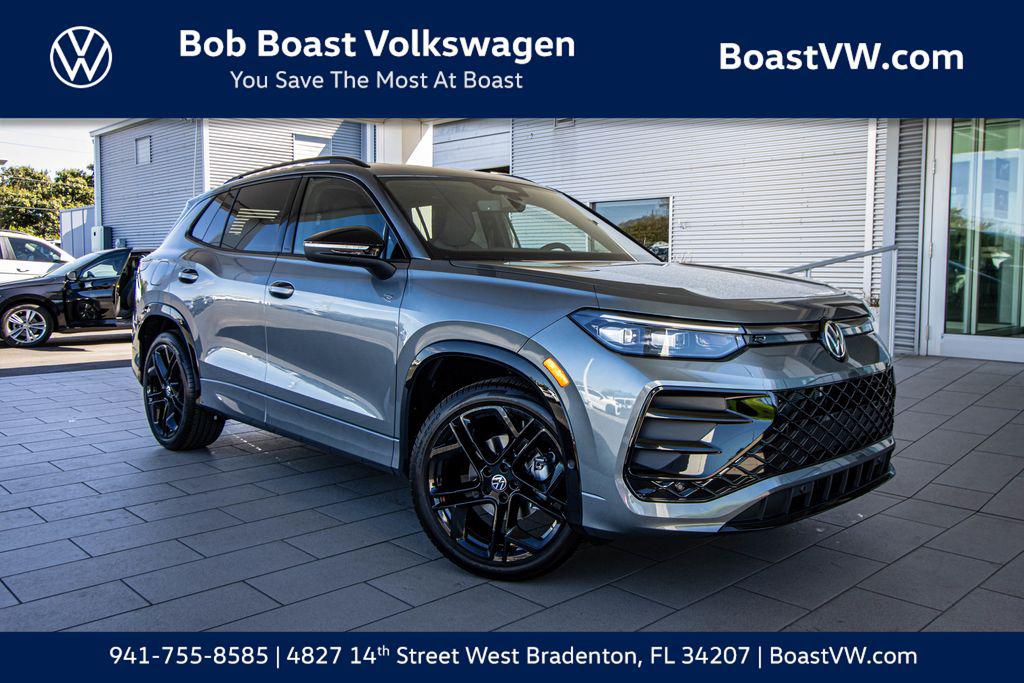 New 2026 Volkswagen Tiguan 2.0T SE R-Line Black