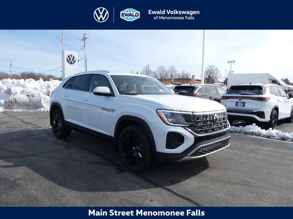 New 2026 Volkswagen Atlas Cross Sport 2.0T SE w/Technology 4MOTION